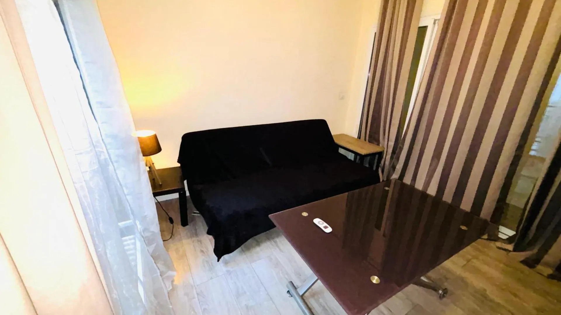 شقة Appartement Tour Eiffel Alesia باريس
